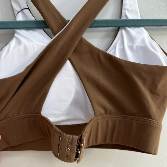 NVGTN sports Bra - Picture 3 of 6